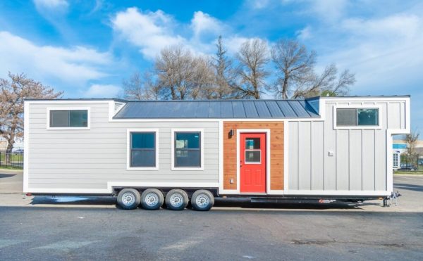 10' x 40' Luxury Style Tiny Home