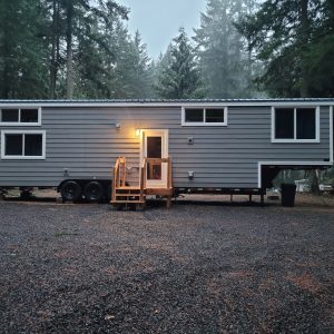 40FT HOME ON WHEEL GRAY