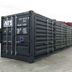 40FT SHIPPING CONTAINER (black)