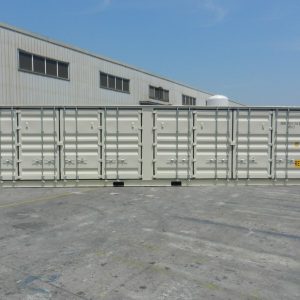 40FT SHIPPING CONTAINER (white)