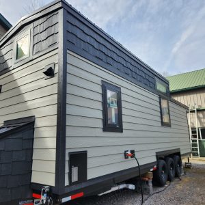 40FT TINY HOME ON WHEEL
