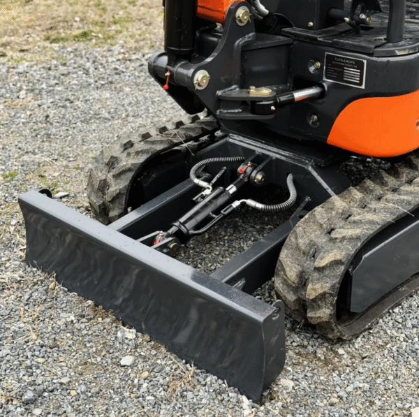 Seisan SE-12 1-ton Mini Excavator – Briggs & Stratton Gas - Image 5