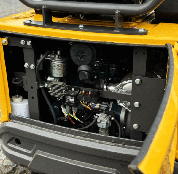 Vote VTW-18 Mini Excavator – Kubota D722 Diesel - Image 2